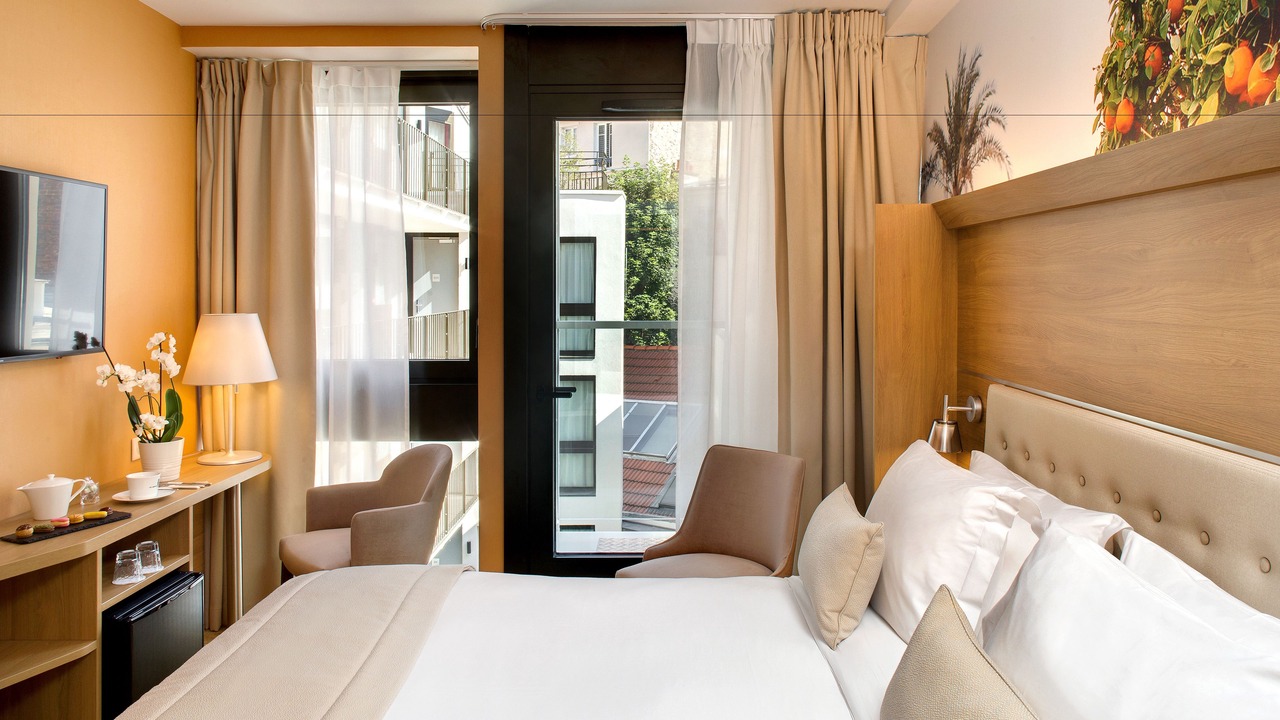 Photo of Bedroom in 15th Arrondissement