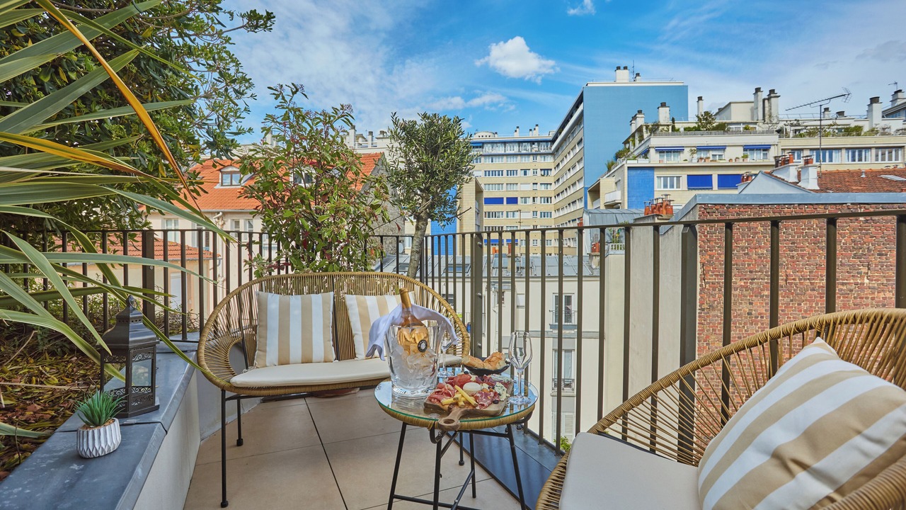 Photo of Patio Balcony in 15th Arrondissement