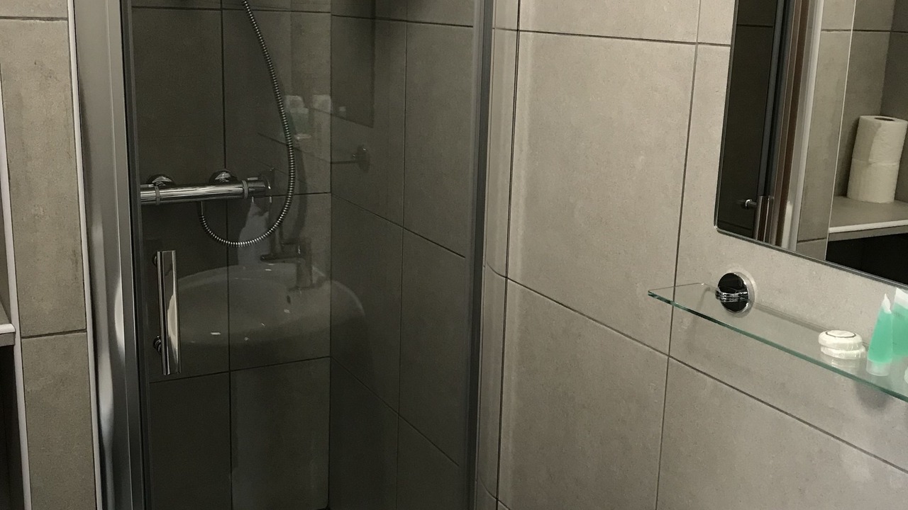 Photo of Others in Tolworth