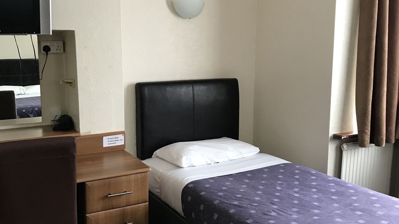 Photo of Bedroom in Tolworth