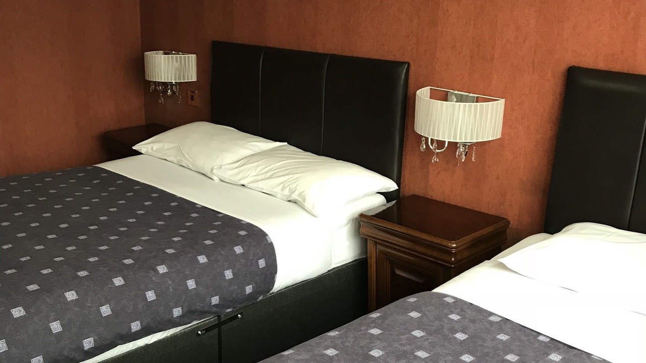 Photo of Bedroom in Tolworth