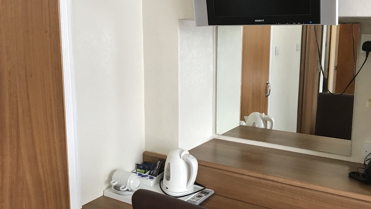 Photo of Others in Tolworth