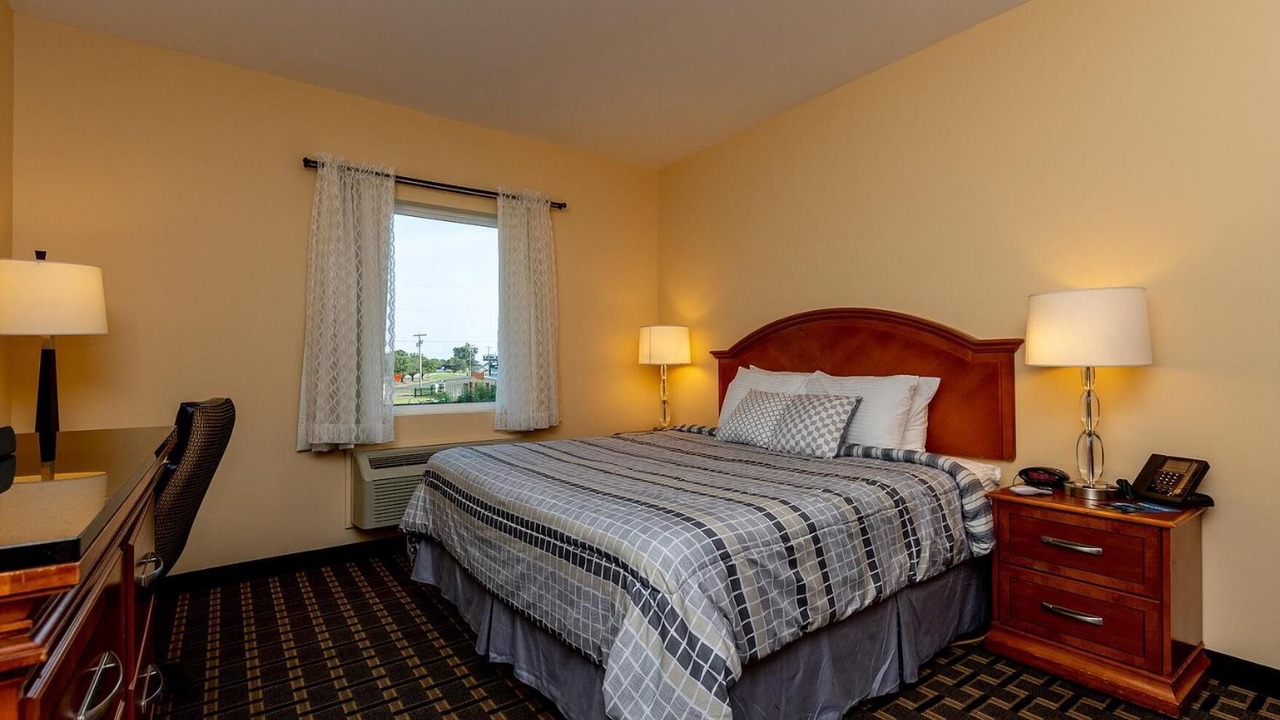 Photo of Bedroom in South View