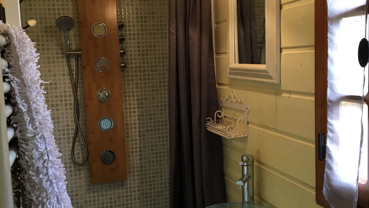 Photo of Bathroom in Montmaur