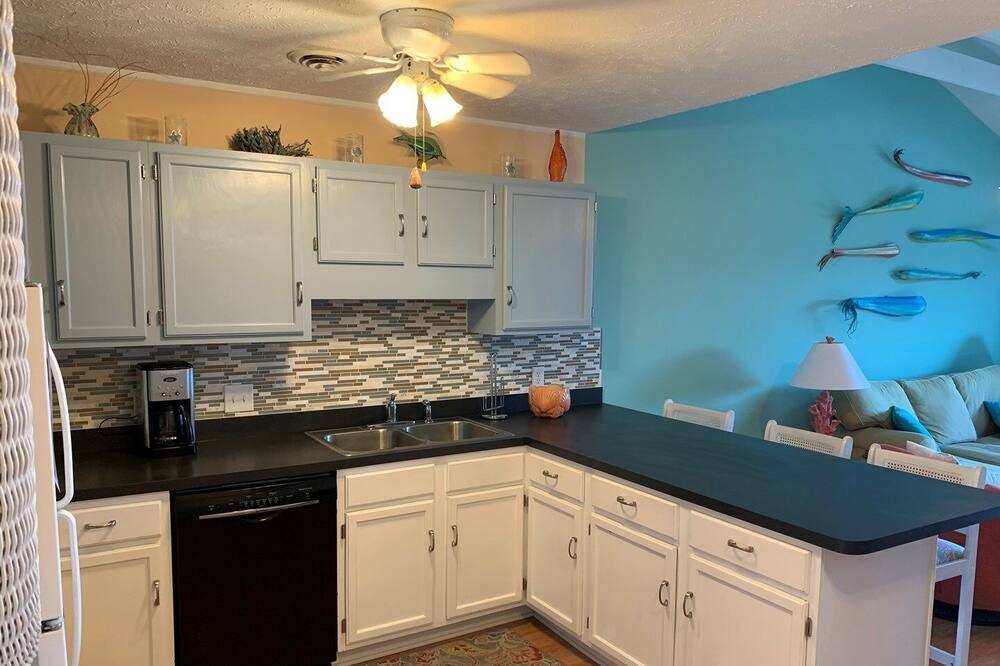 Photo of Bedroom in Surfside Beach