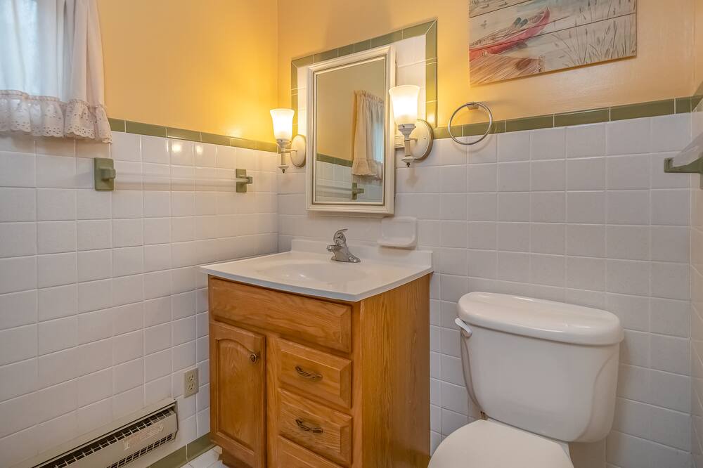 Photo of Bathroom in Swanton