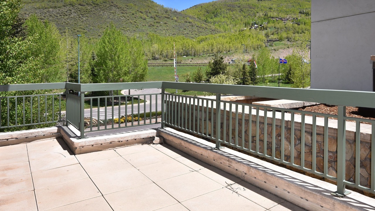 Photo of Patio Balcony in Vail