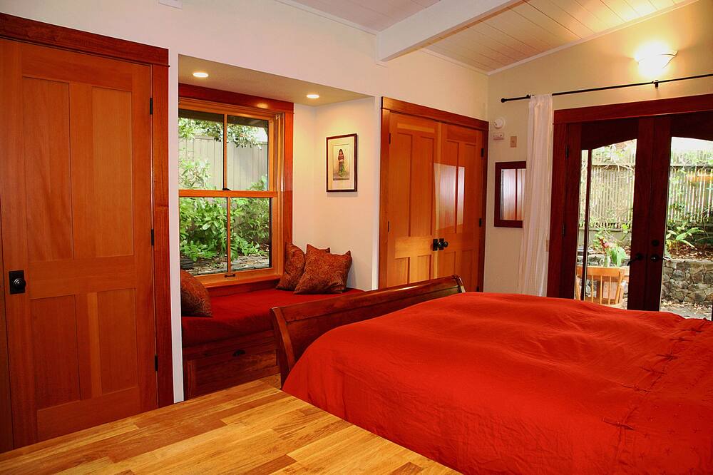 Photo of Bedroom in Jacoby Creek