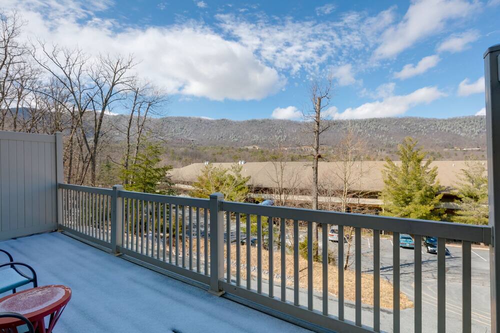 Photo of Patio Balcony in Massanutten