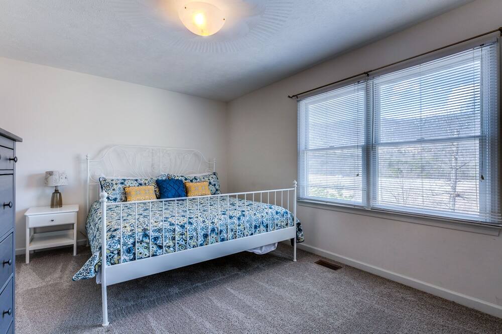 Photo of Bedroom in Massanutten