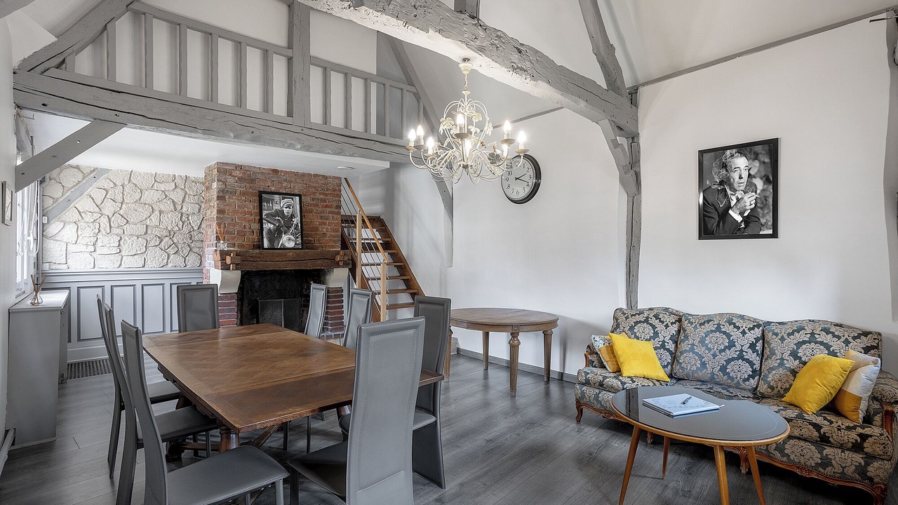 Photo of Others in Allonne