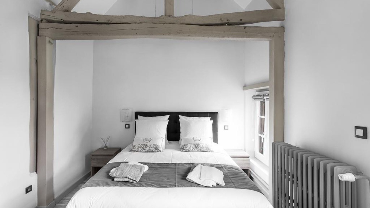 Photo of Bedroom in Allonne