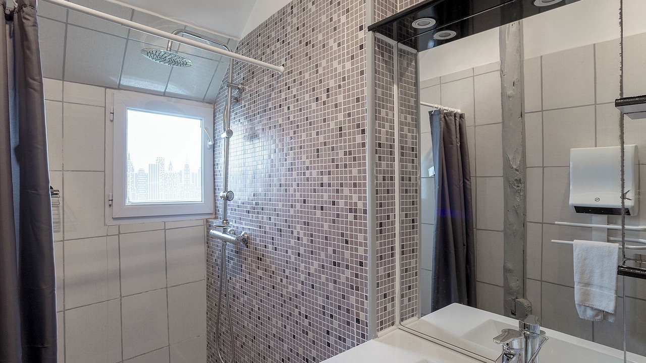 Photo of Bathroom in Allonne