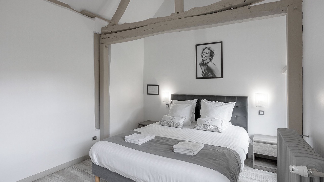 Photo of Bedroom in Allonne