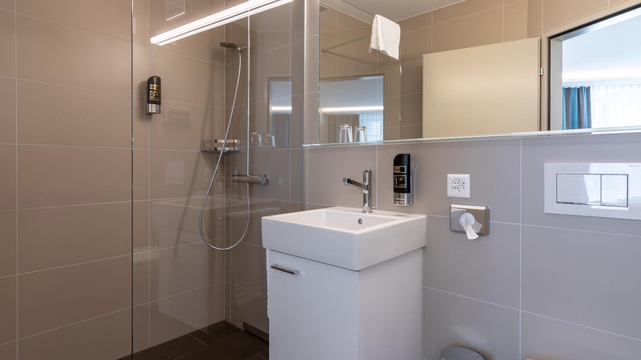 Photo of Bathroom in Langstrasse