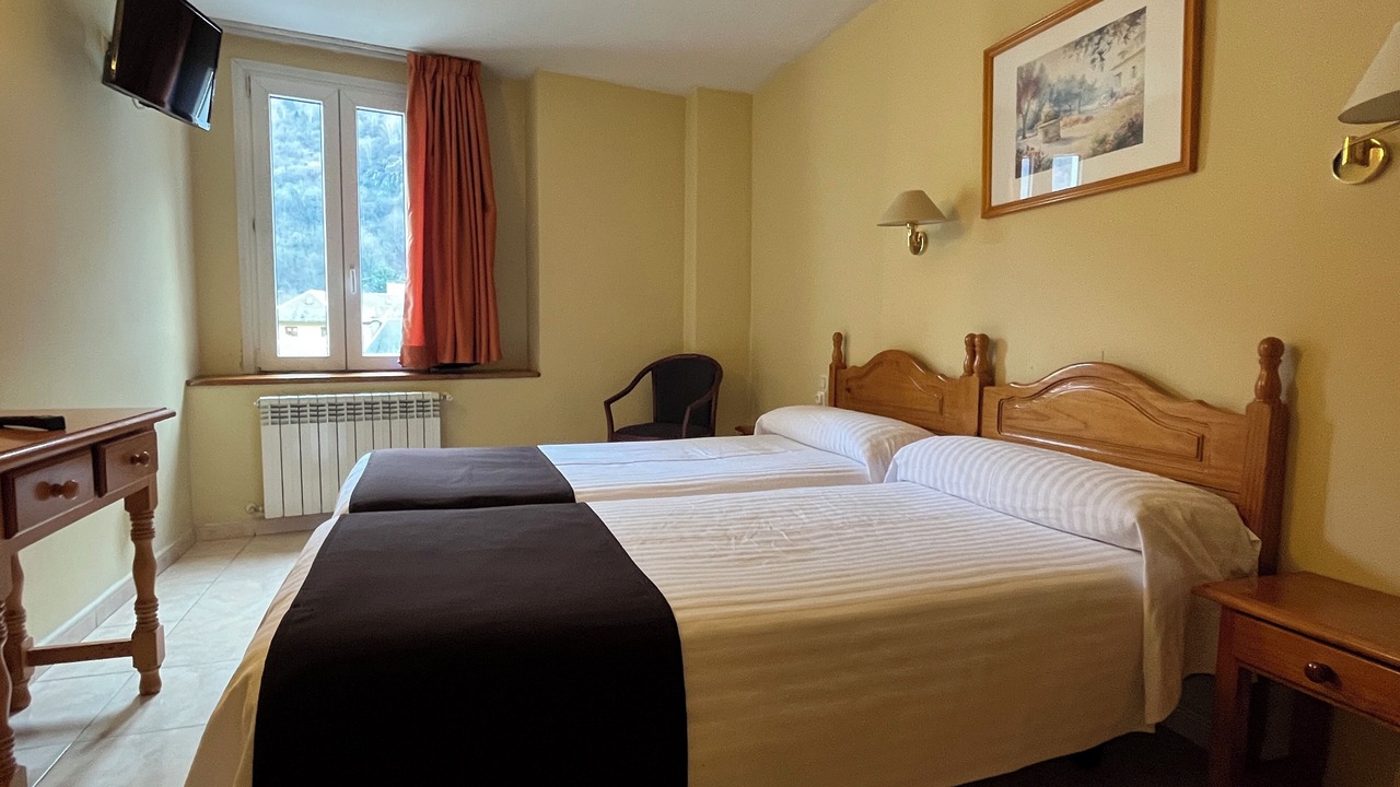 Photo of Bedroom in Les