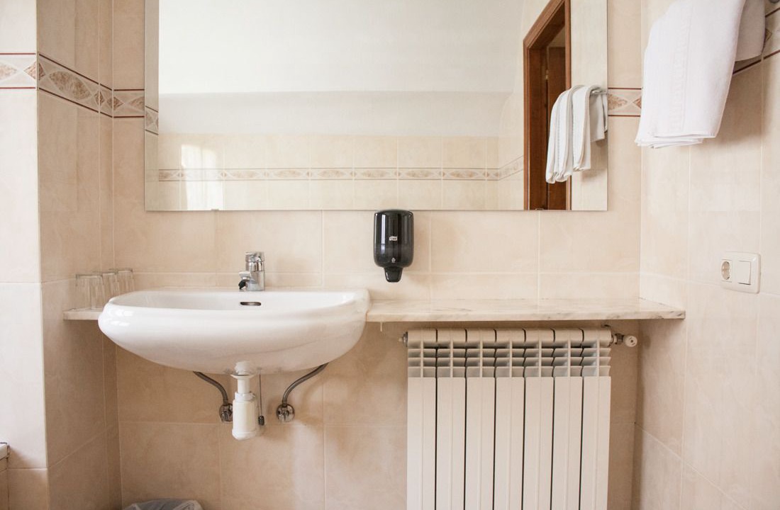 Photo of Bathroom in Les
