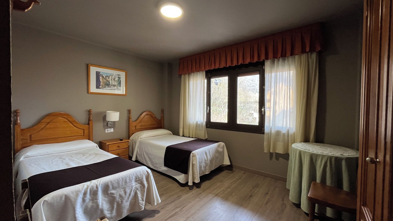 Photo of Bedroom in Les