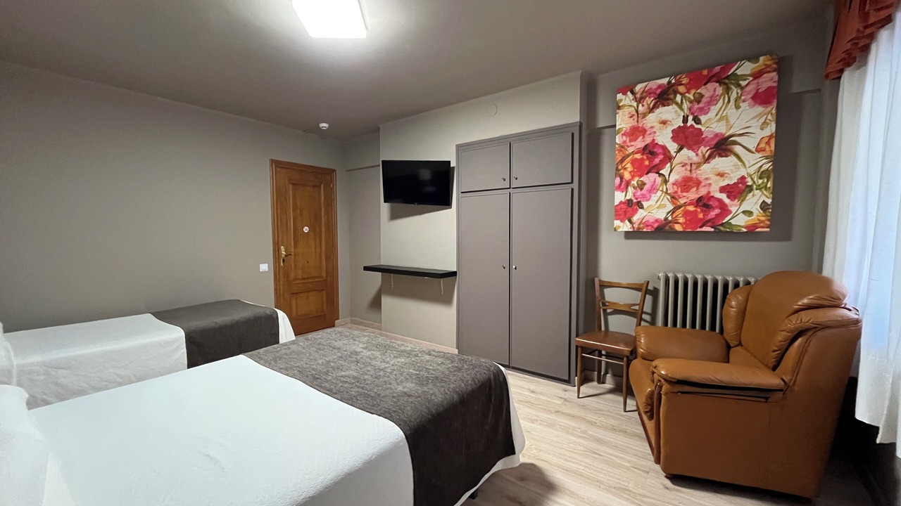 Photo of Bedroom in Les