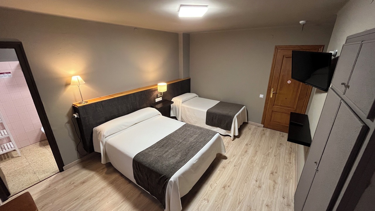 Photo of Bedroom in Les