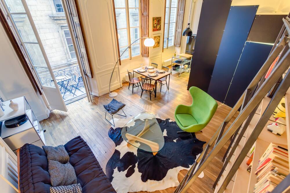 Photo of Livingroom in Griffon - Royale