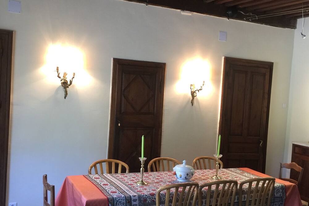 Photo of Kitchen in Saint-Leonard-de-Noblat
