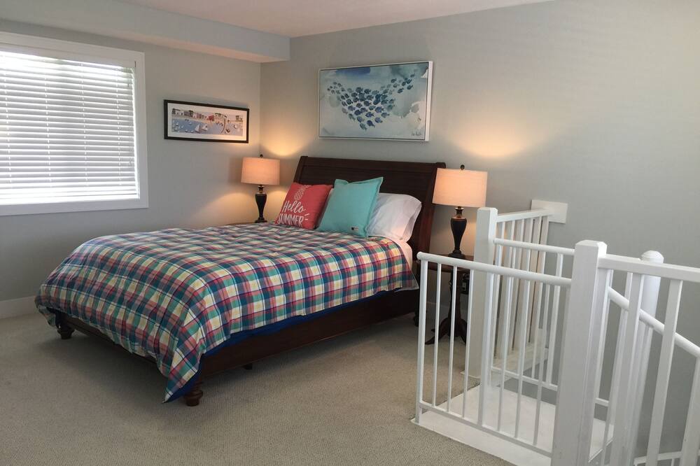 Photo of Bedroom in Douglas