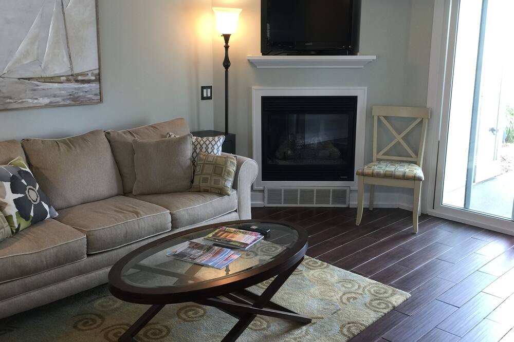 Photo of Livingroom in Douglas