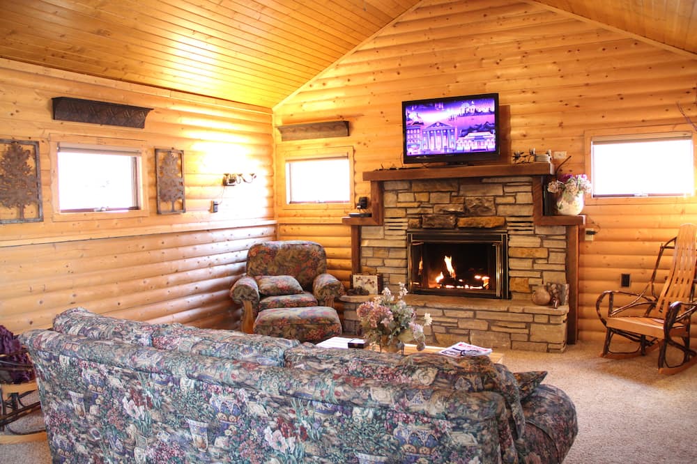 Photo of Livingroom in Sherrill