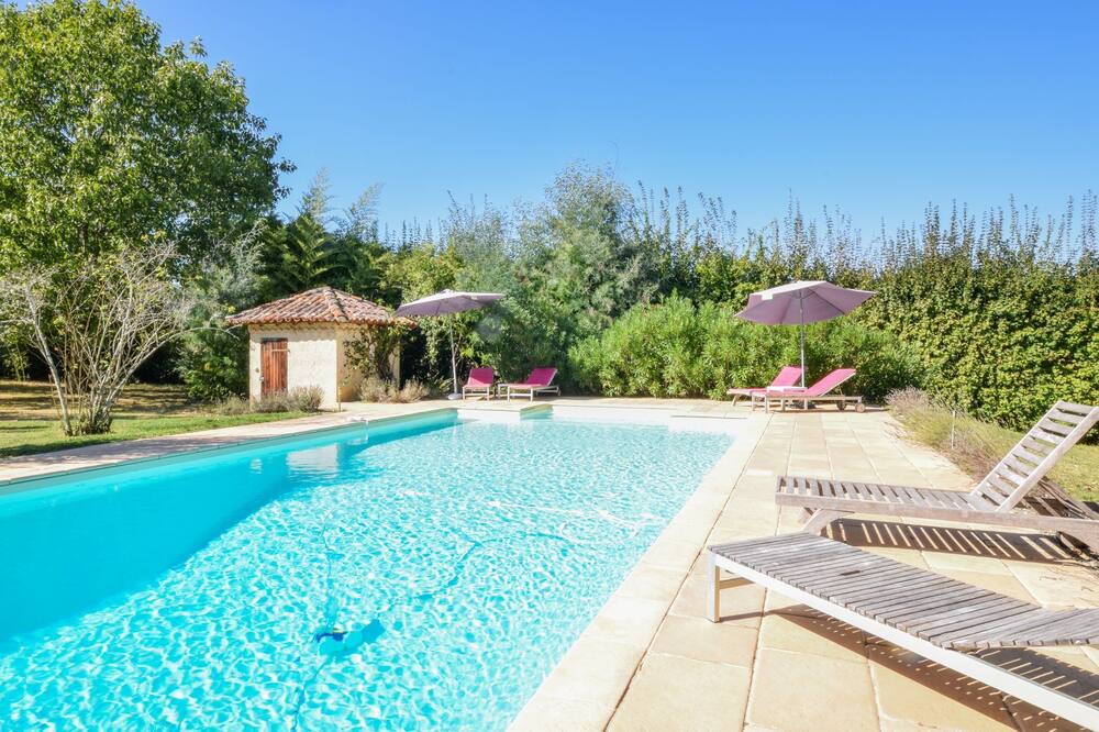 Photo of Outdoor in Gaujan