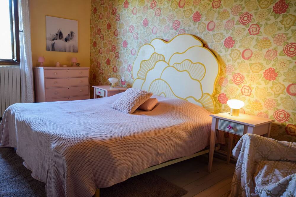 Photo of Bedroom in Gaujan