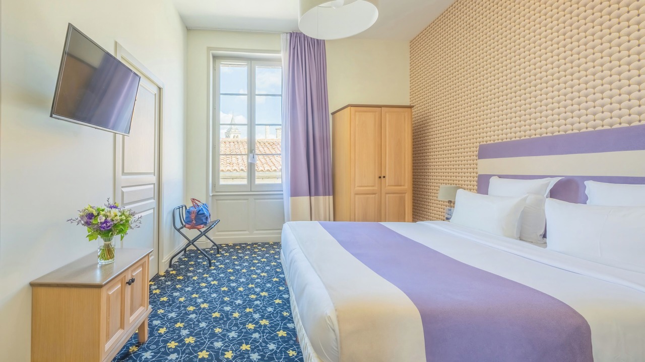 Photo of Others in Cognac