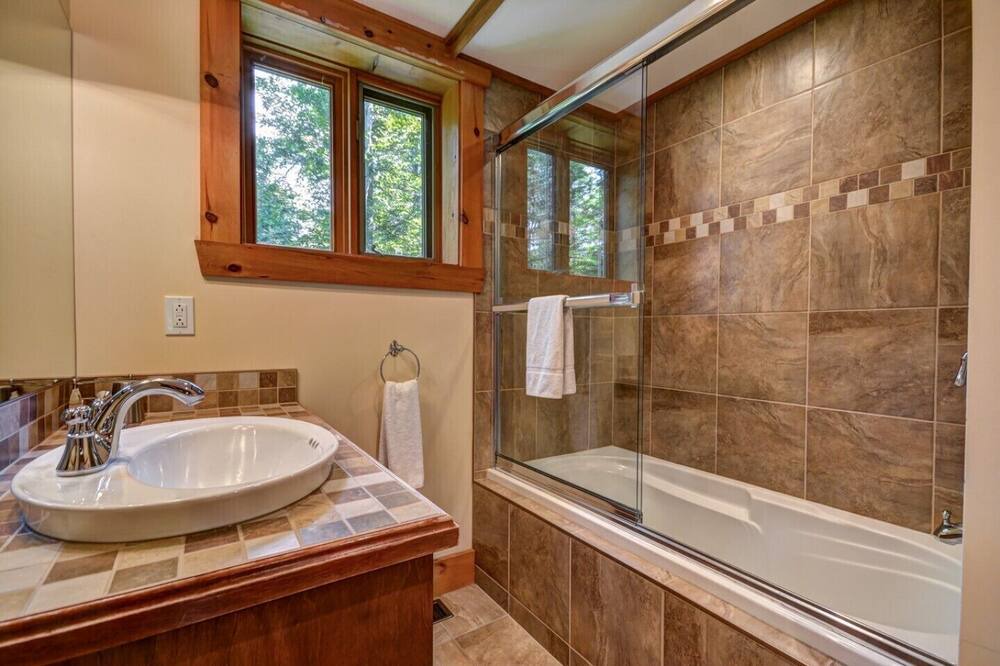 Photo of Bathroom in Labelle