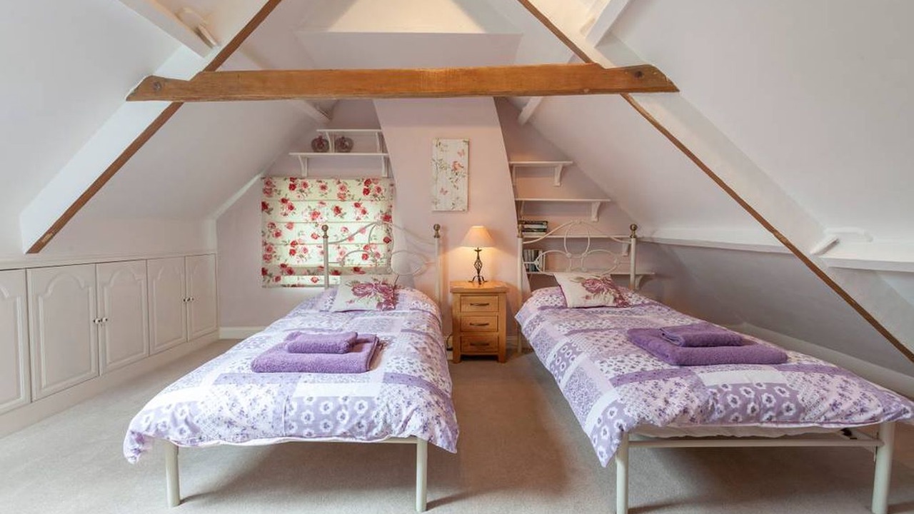 Photo of Others in Alne