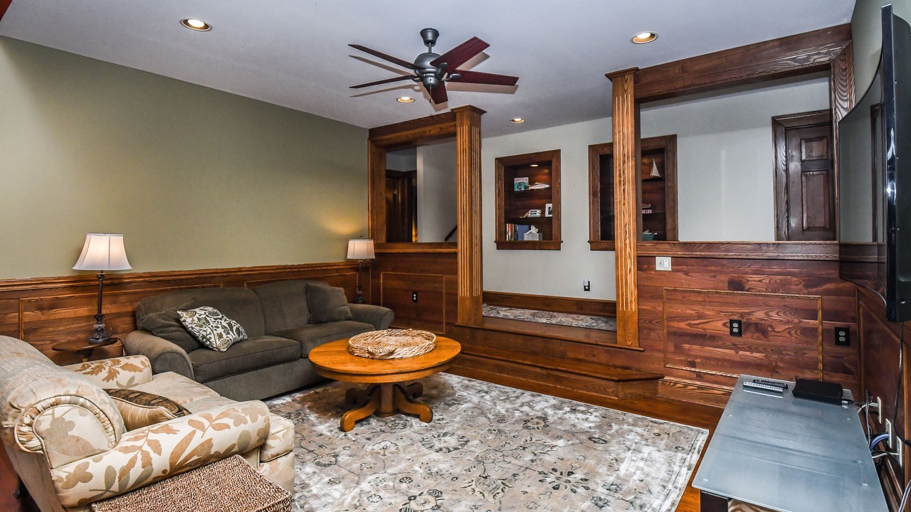 Photo of Livingroom in Blakeslee