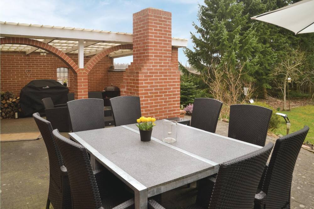 Photo of Others in Kibaek