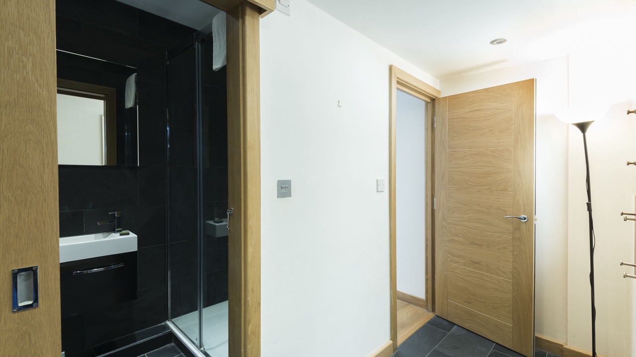 Photo of Bathroom in Castle Baynard