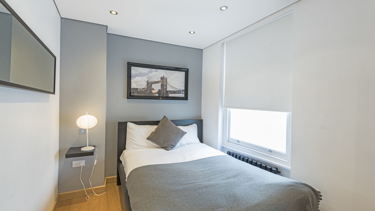 Photo of Others in Castle Baynard