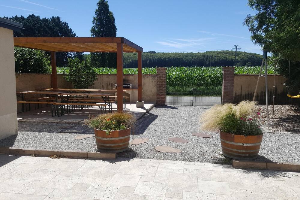 Photo of Patio Balcony in La Chapelle-aux-Choux