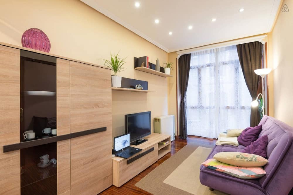 Photo of Livingroom in Bilbao Old Town