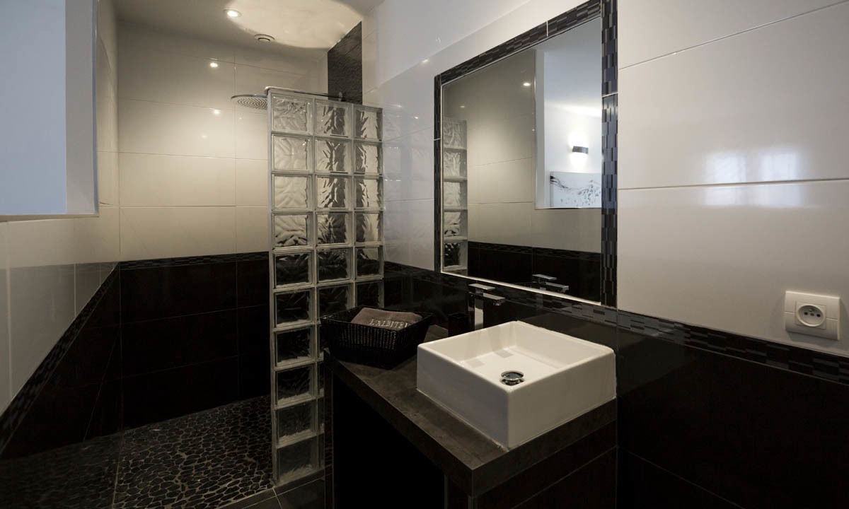 Photo of Bathroom in Bonifacio