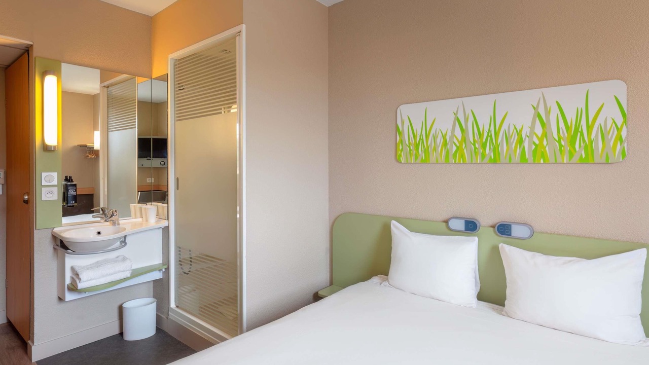 Photo of Bedroom in Manosque