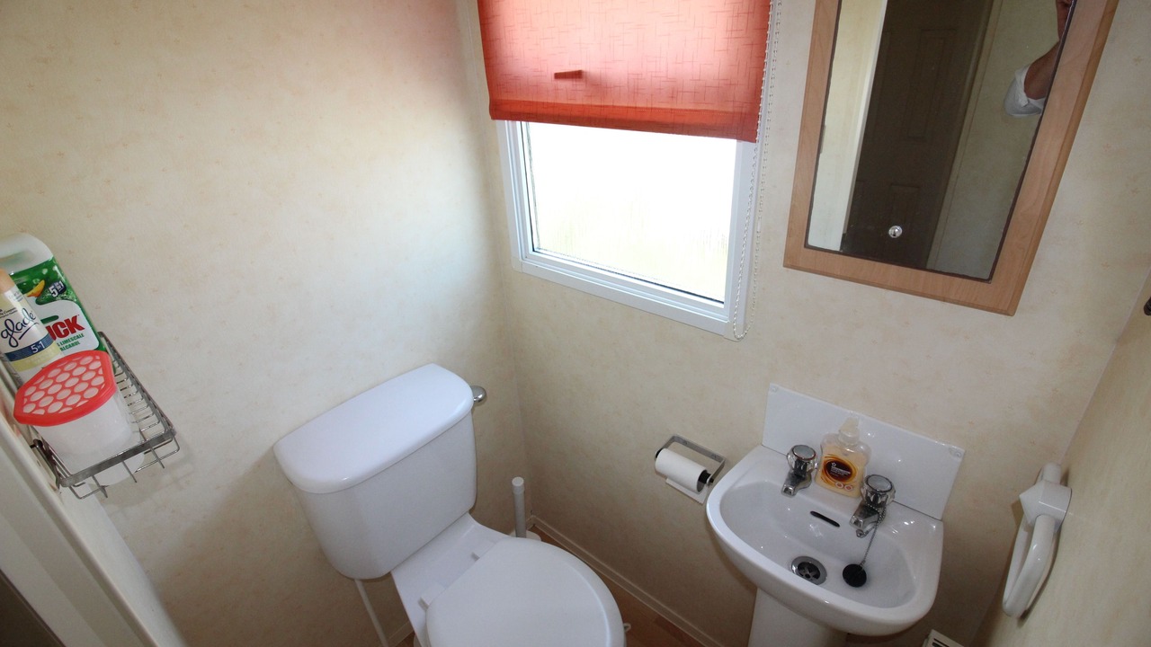 Photo of Bathroom in Reighton
