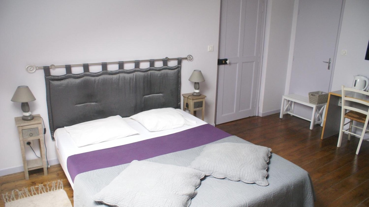 Photo of Bedroom in Albi