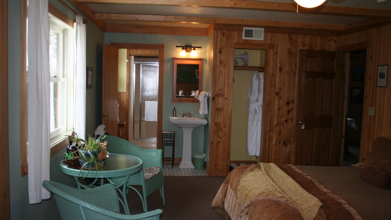 Photo of Bedroom in Grand Marais