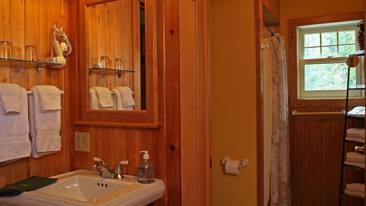 Photo of Bathroom in Grand Marais