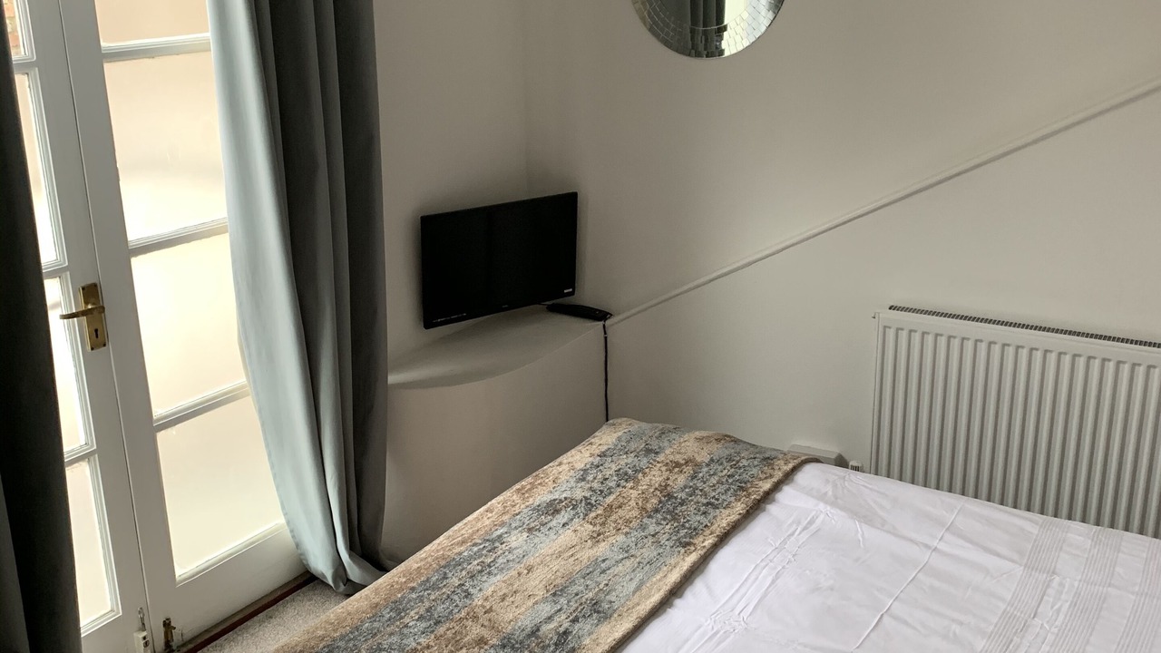 Photo of Bedroom in Barton Mills