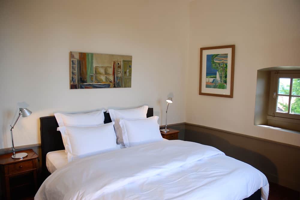 Photo of Bedroom in Ambierle