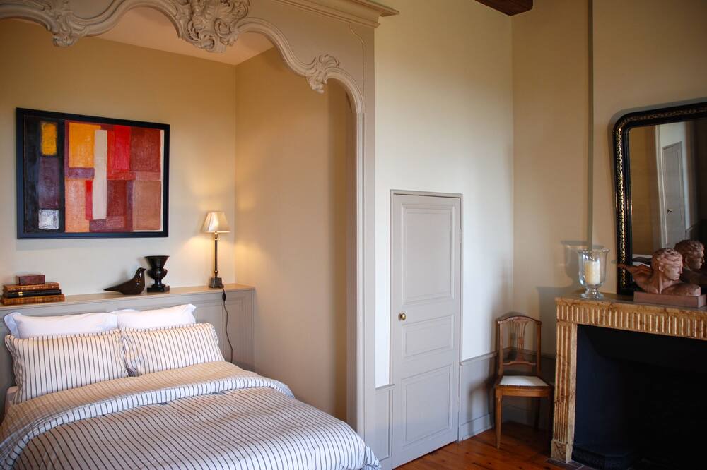 Photo of Bedroom in Ambierle