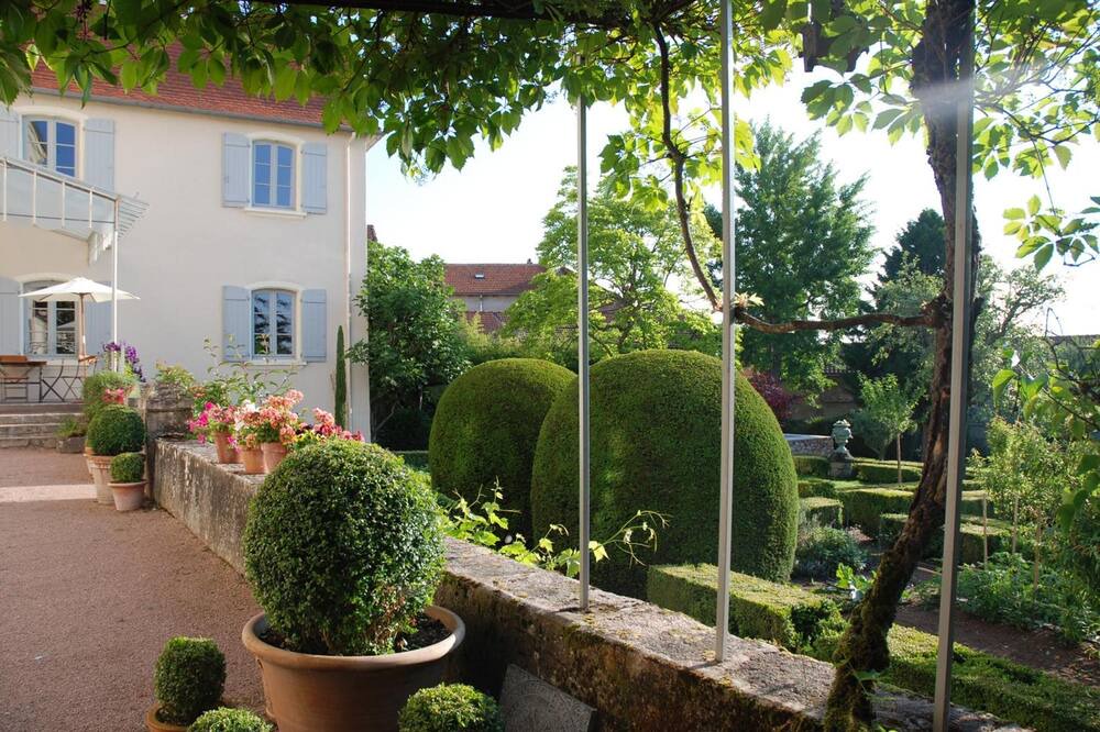 Photo of Outdoor in Ambierle